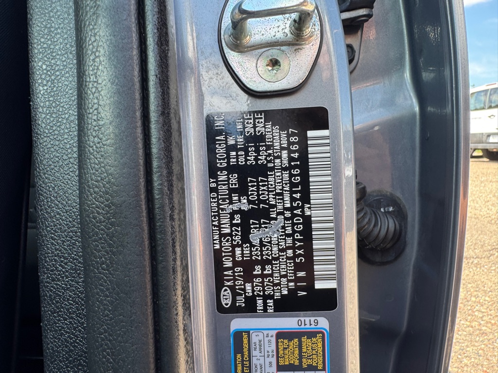 Photo 51 of this KIA SORENTO