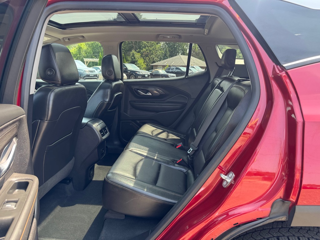 Photo 20 of this GMC TERRAIN