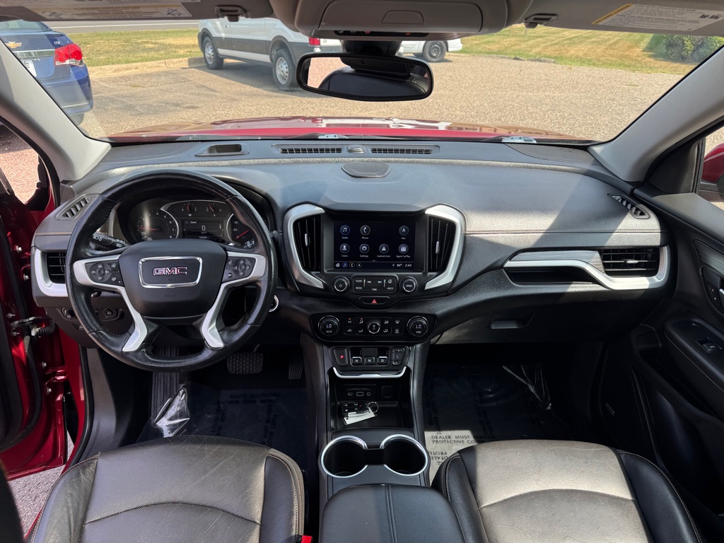 Photo 34 of this GMC TERRAIN