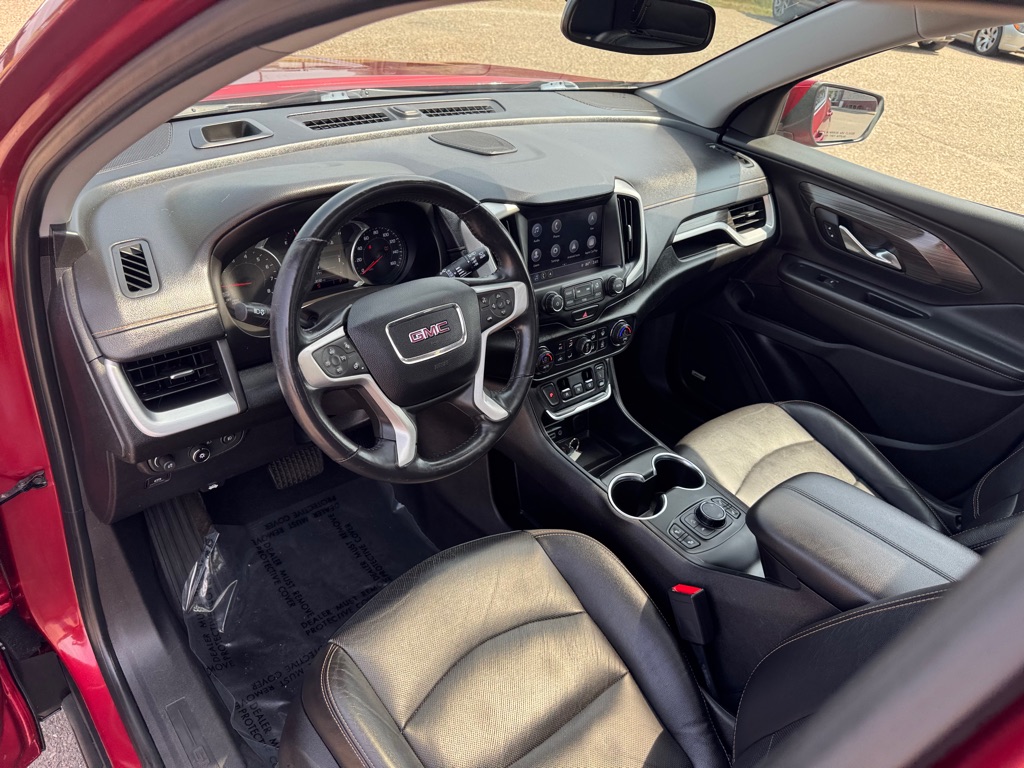 Photo 15 of this GMC TERRAIN