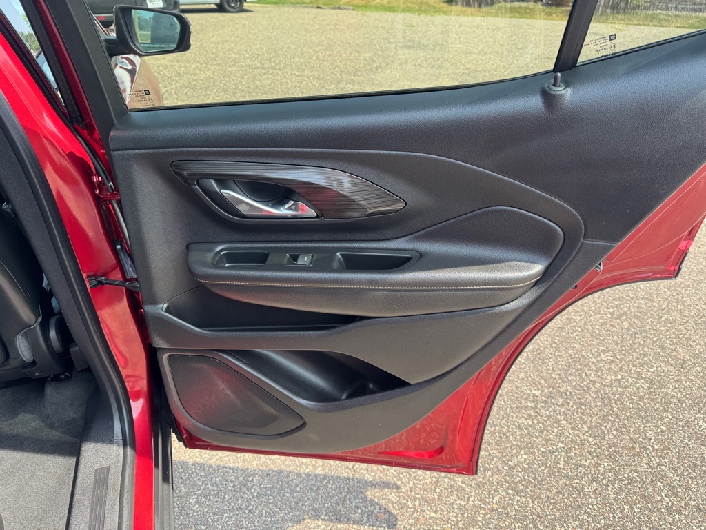 Photo 28 of this GMC TERRAIN