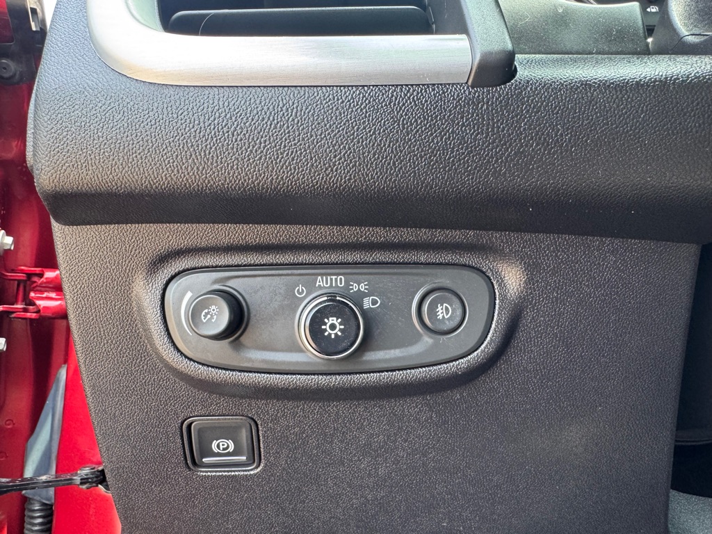 Photo 53 of this GMC TERRAIN