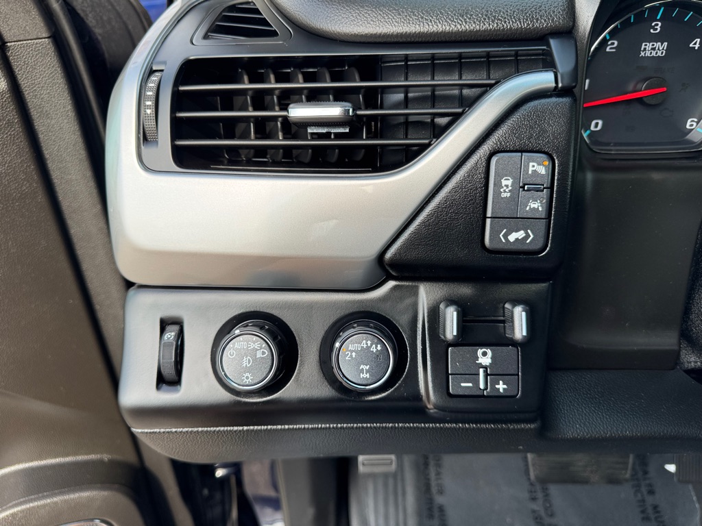 Photo 53 of this CHEVROLET TAHOE