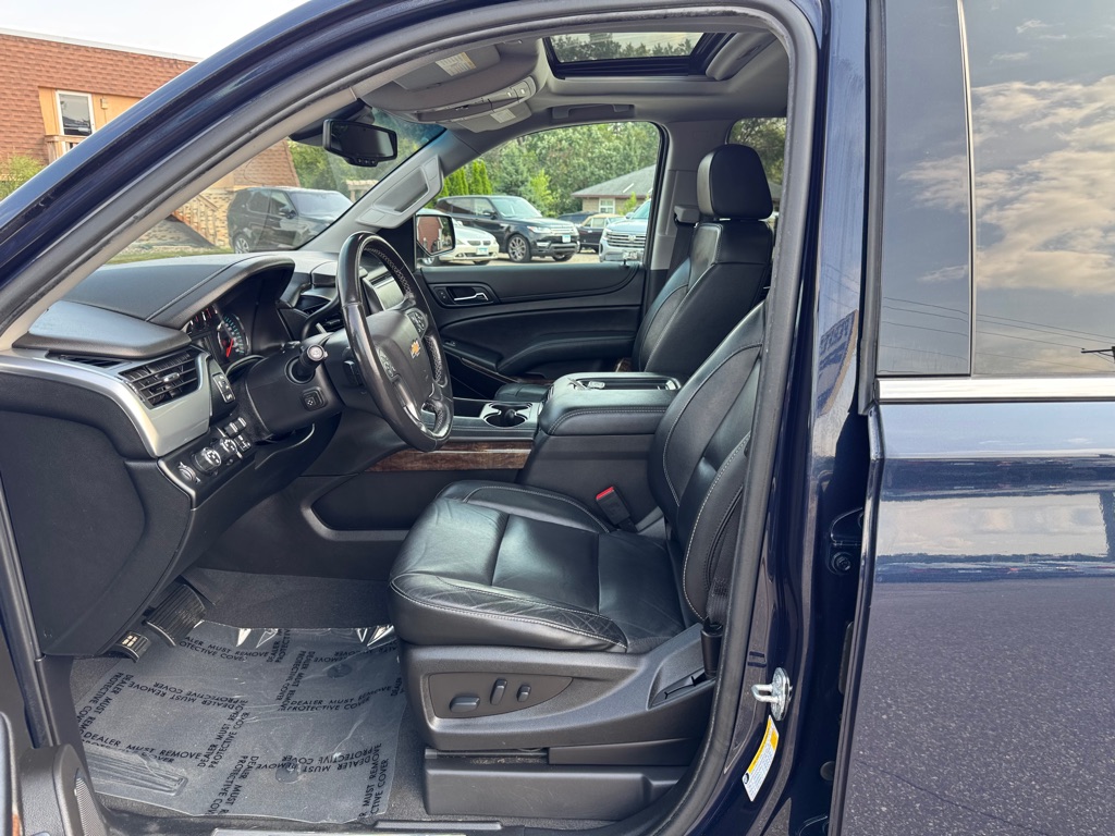 Photo 13 of this CHEVROLET TAHOE