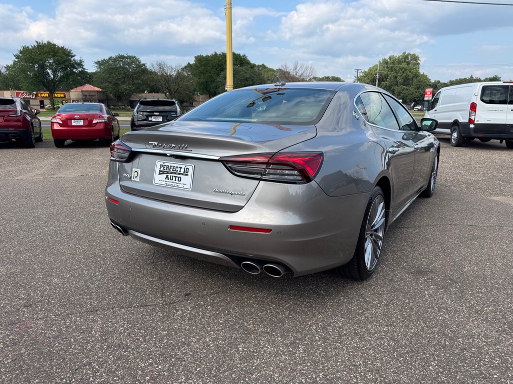 Photo 5 of this MASERATI QUATTROPORTE