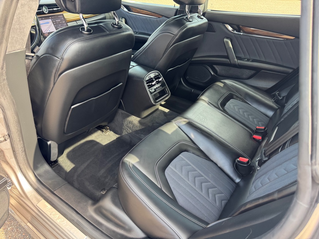 Photo 20 of this MASERATI QUATTROPORTE