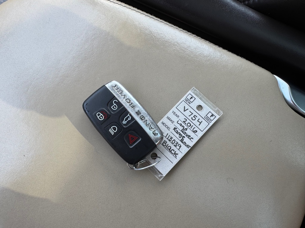 Photo 35 of this LAND ROVER RANGE ROVER SPO