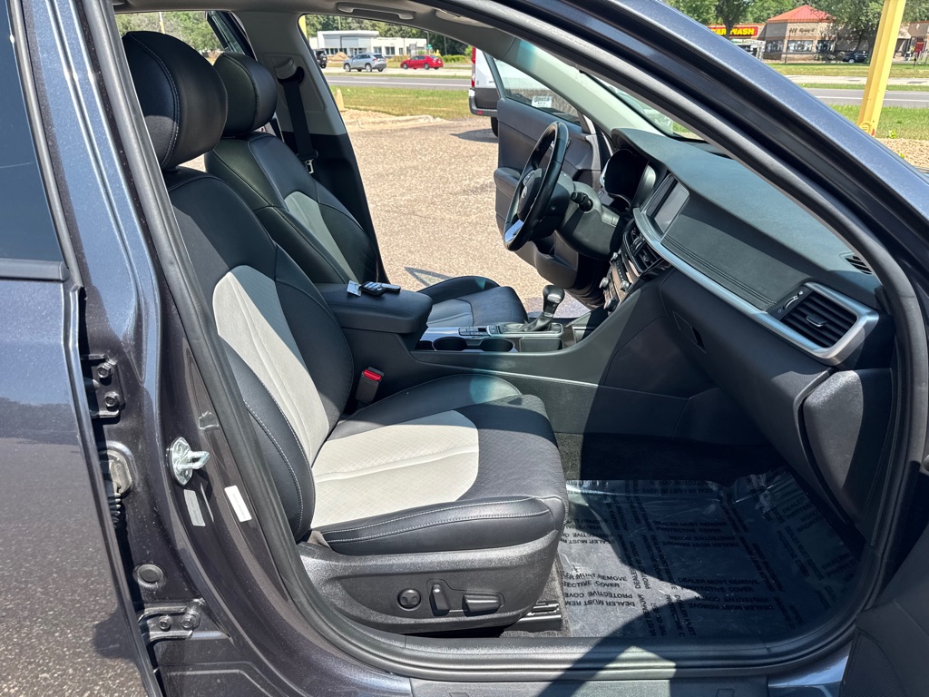 Photo 26 of this KIA OPTIMA