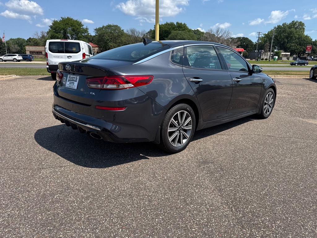 Photo 4 of this KIA OPTIMA