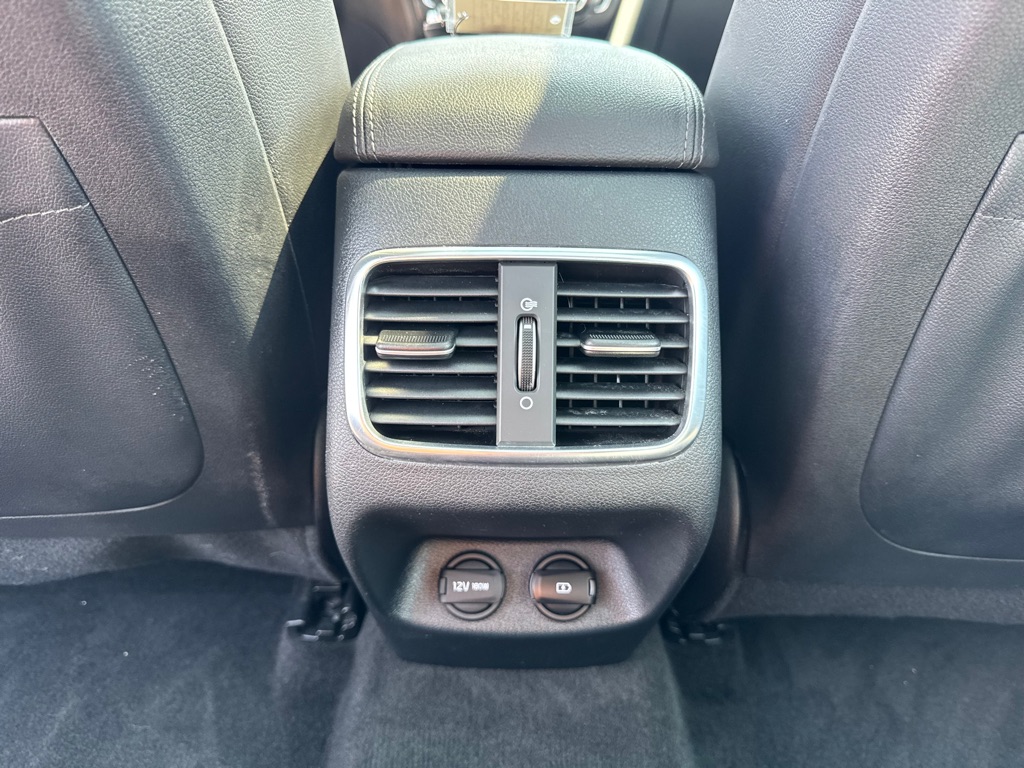 Photo 30 of this KIA OPTIMA
