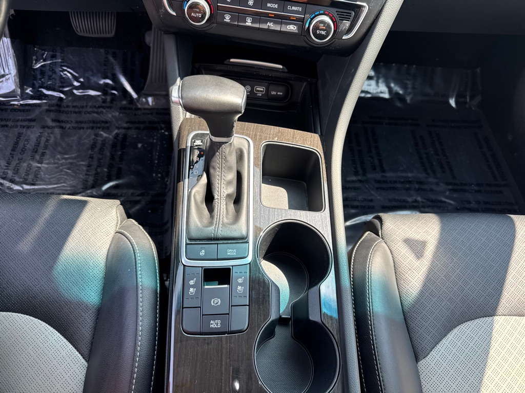 Photo 35 of this KIA OPTIMA