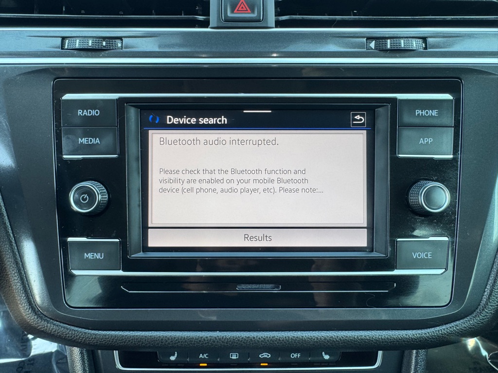 Photo 39 of this VOLKSWAGEN TIGUAN