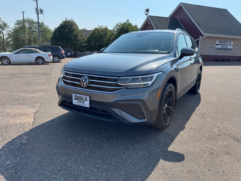 Photo 11 of this VOLKSWAGEN TIGUAN