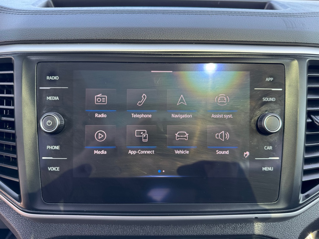 Photo 40 of this VOLKSWAGEN ATLAS