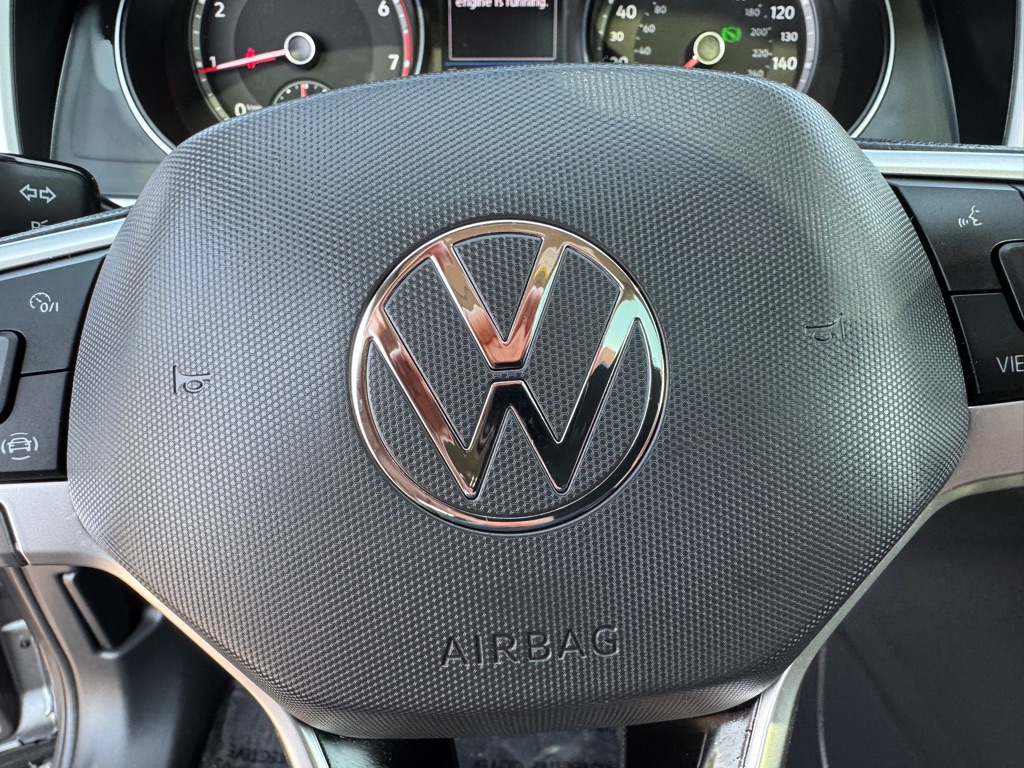 Photo 52 of this VOLKSWAGEN ATLAS
