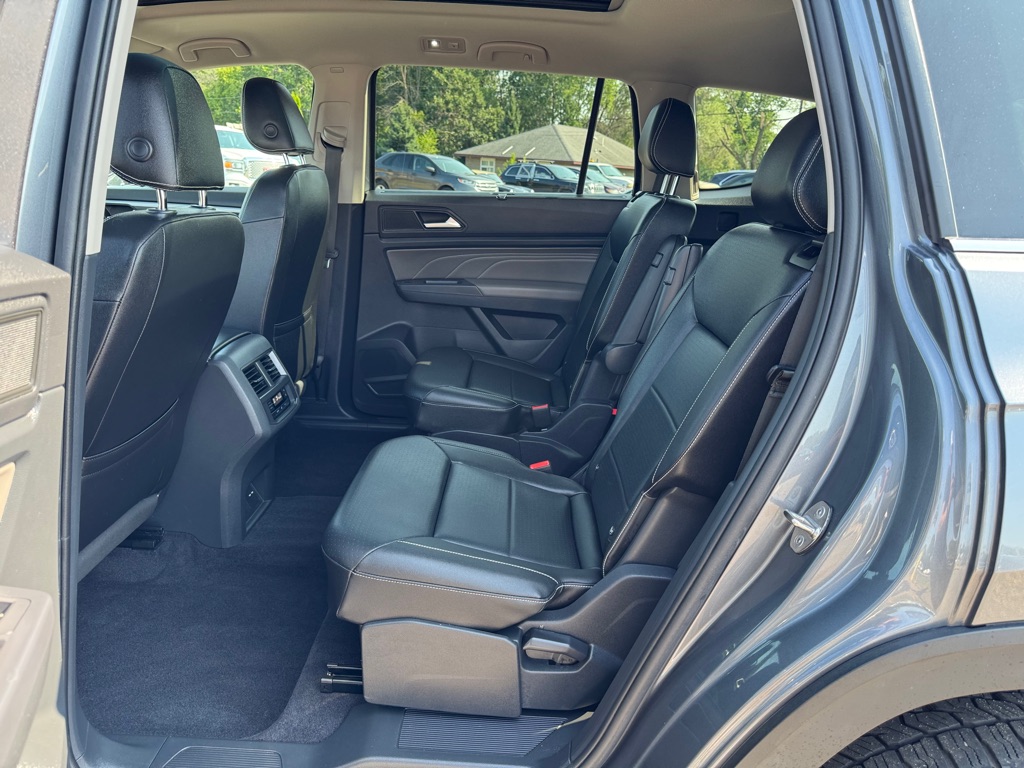 Photo 17 of this VOLKSWAGEN ATLAS