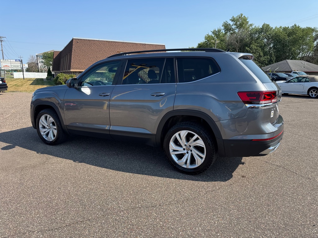 Photo 8 of this VOLKSWAGEN ATLAS
