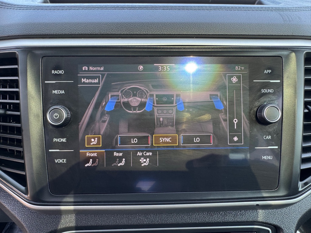 Photo 47 of this VOLKSWAGEN ATLAS