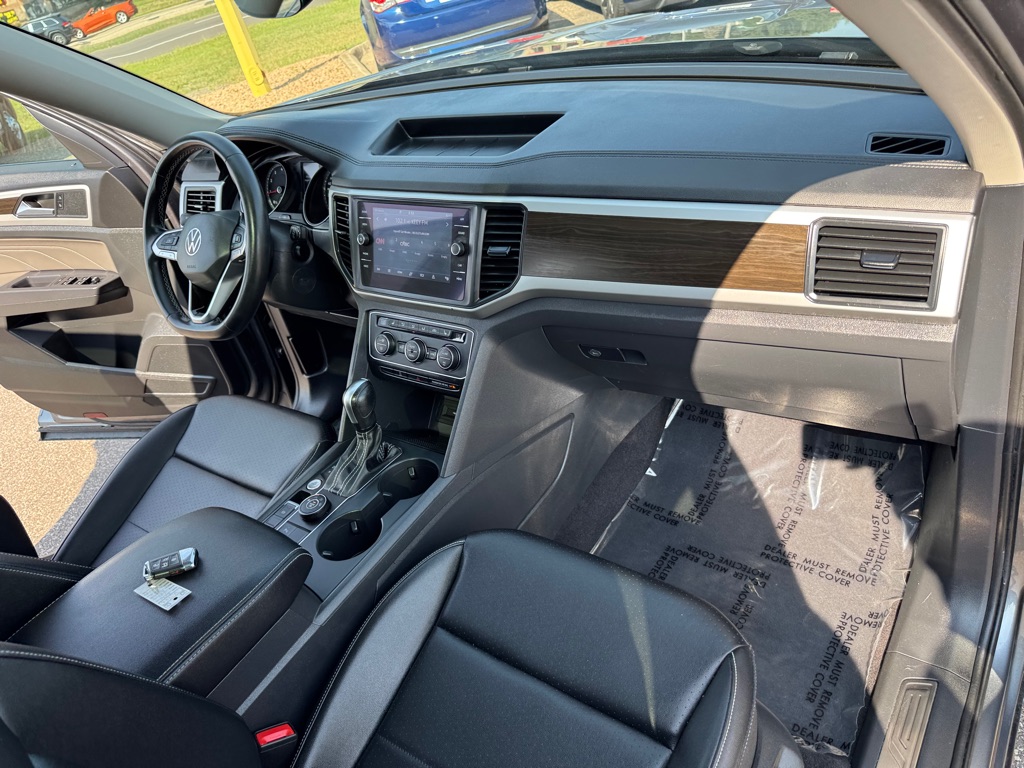Photo 28 of this VOLKSWAGEN ATLAS