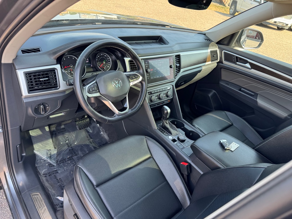 Photo 15 of this VOLKSWAGEN ATLAS