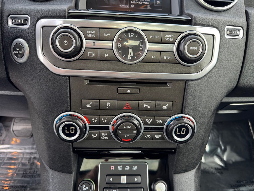 Photo 39 of this LAND ROVER LR4