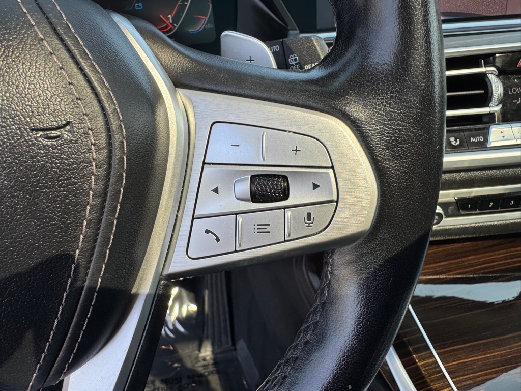 Photo 63 of this BMW X7