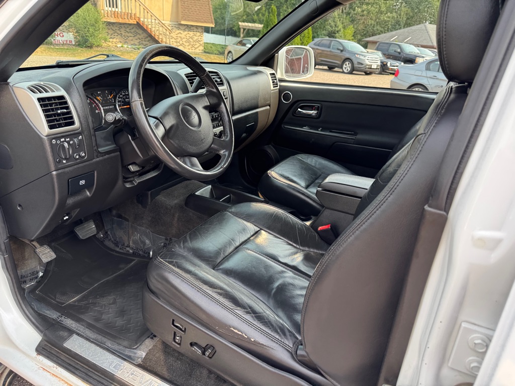 Photo 14 of this CHEVROLET COLORADO
