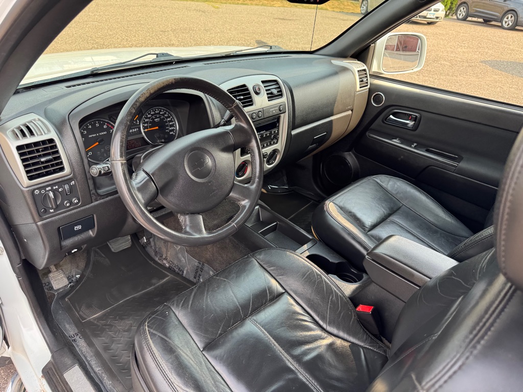 Photo 15 of this CHEVROLET COLORADO