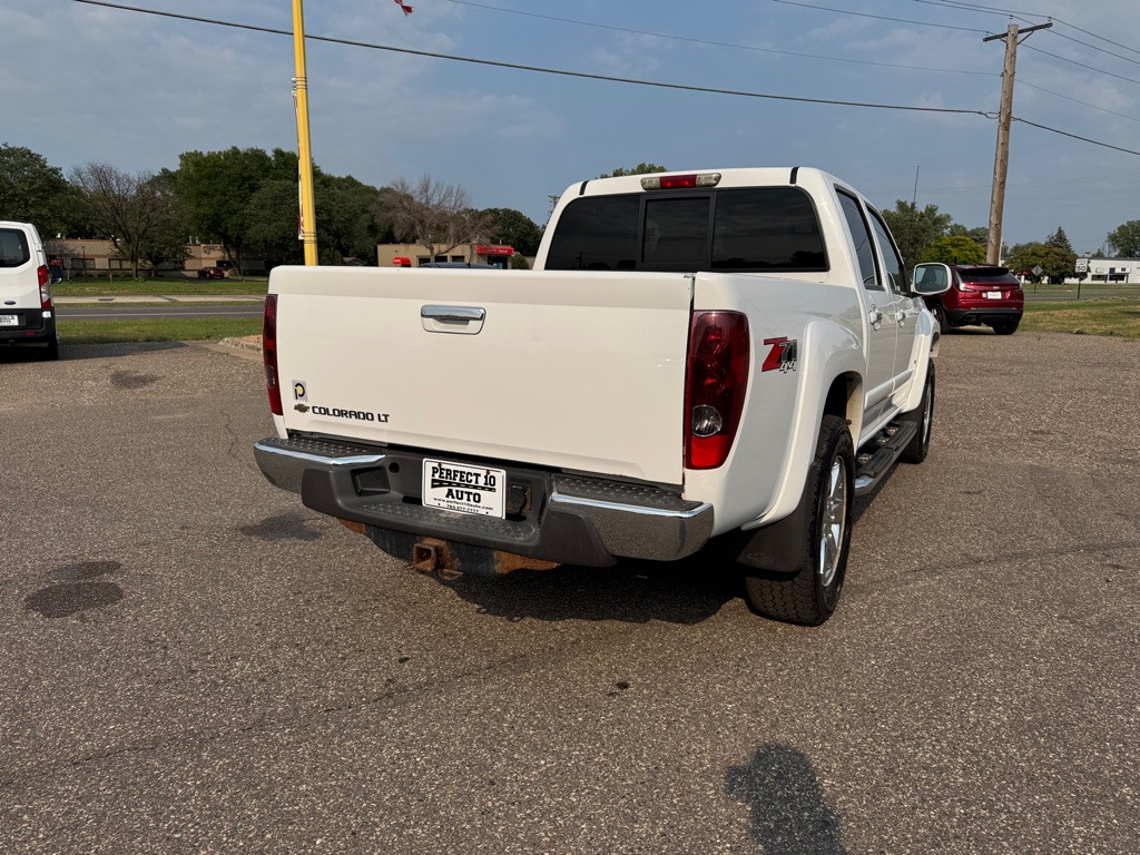 Photo 5 of this CHEVROLET COLORADO