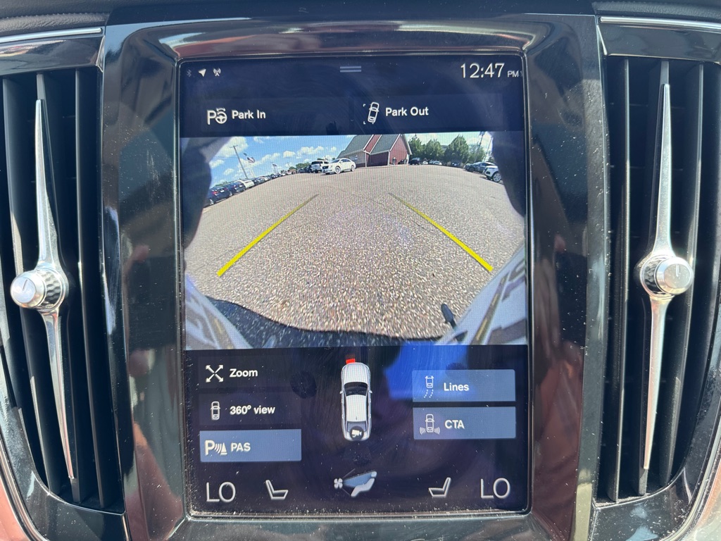 Photo 45 of this VOLVO S90