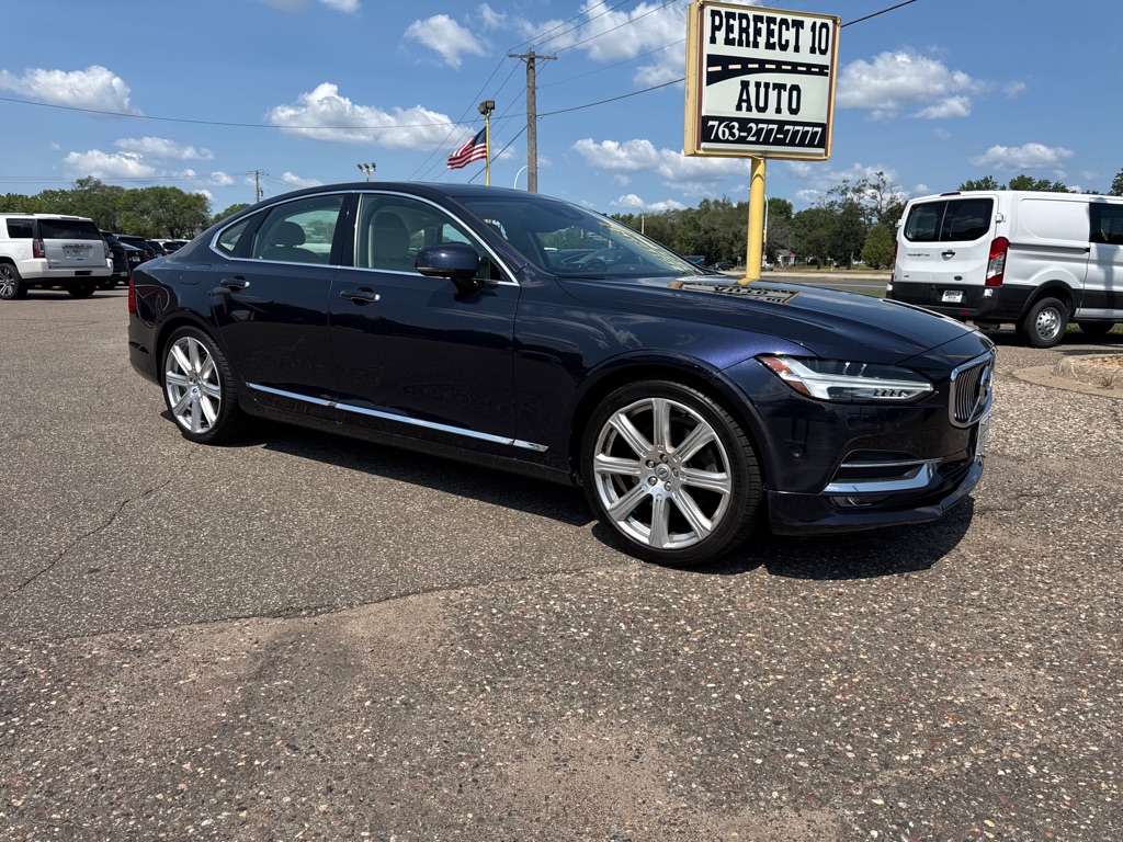 Photo 2 of this VOLVO S90