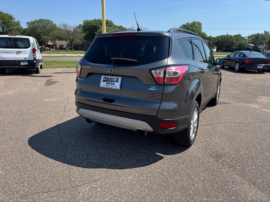 Photo 5 of this FORD ESCAPE