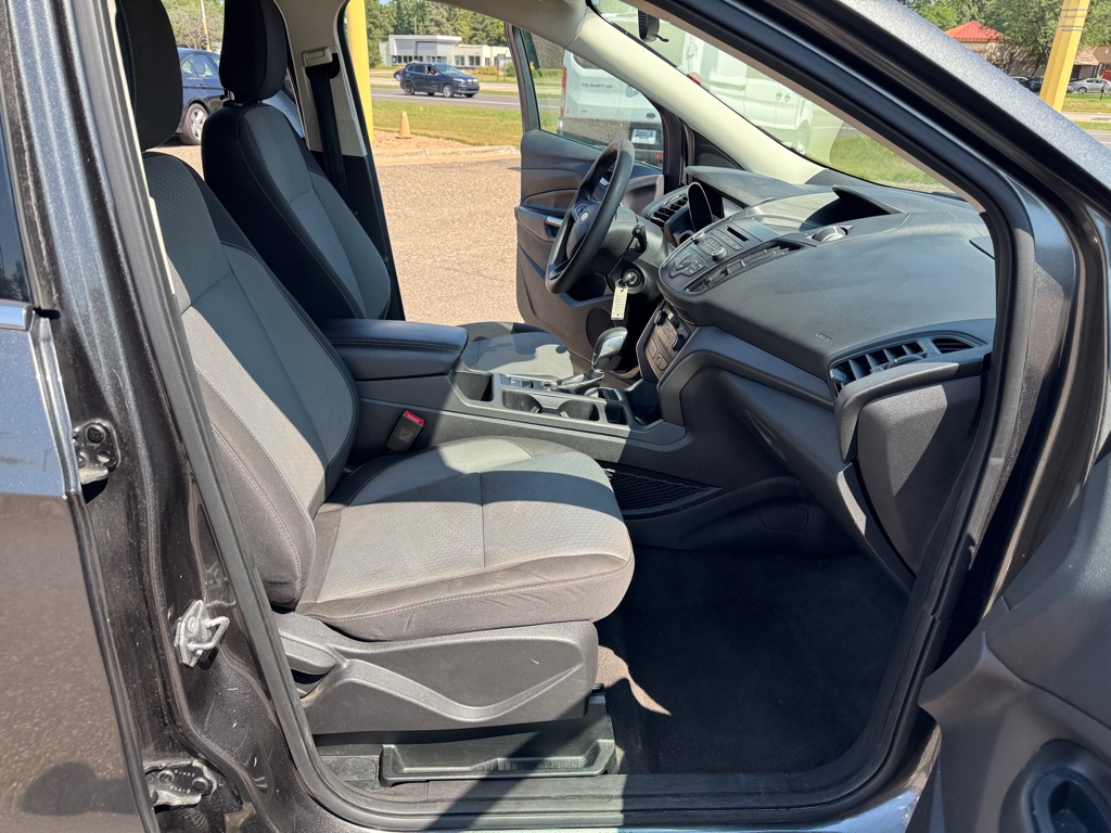 Photo 25 of this FORD ESCAPE