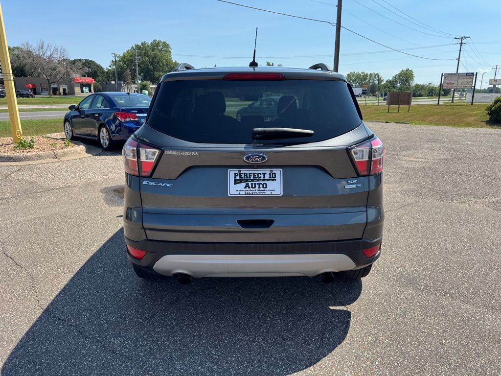 Photo 6 of this FORD ESCAPE