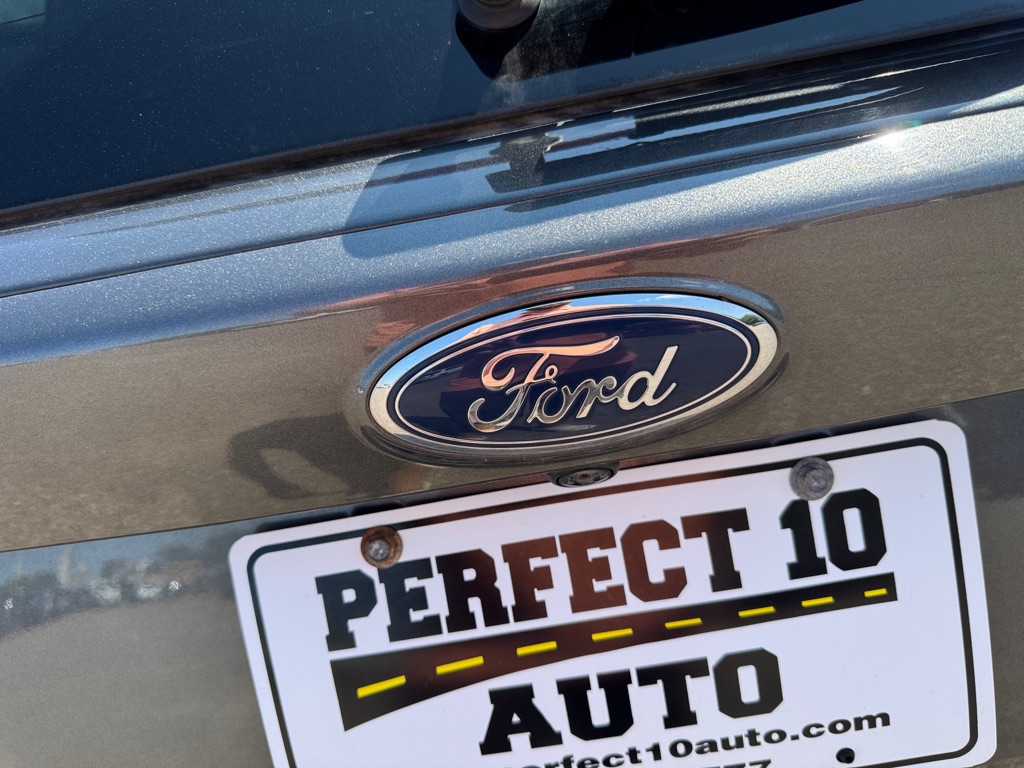 Photo 41 of this FORD ESCAPE