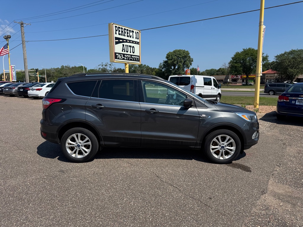 Photo 3 of this FORD ESCAPE