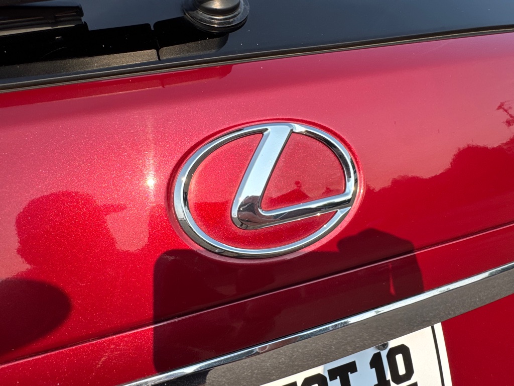 Photo 40 of this LEXUS RX 350
