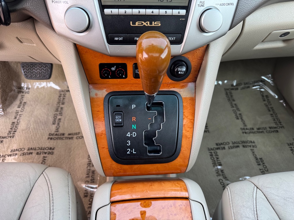 Photo 33 of this LEXUS RX 350