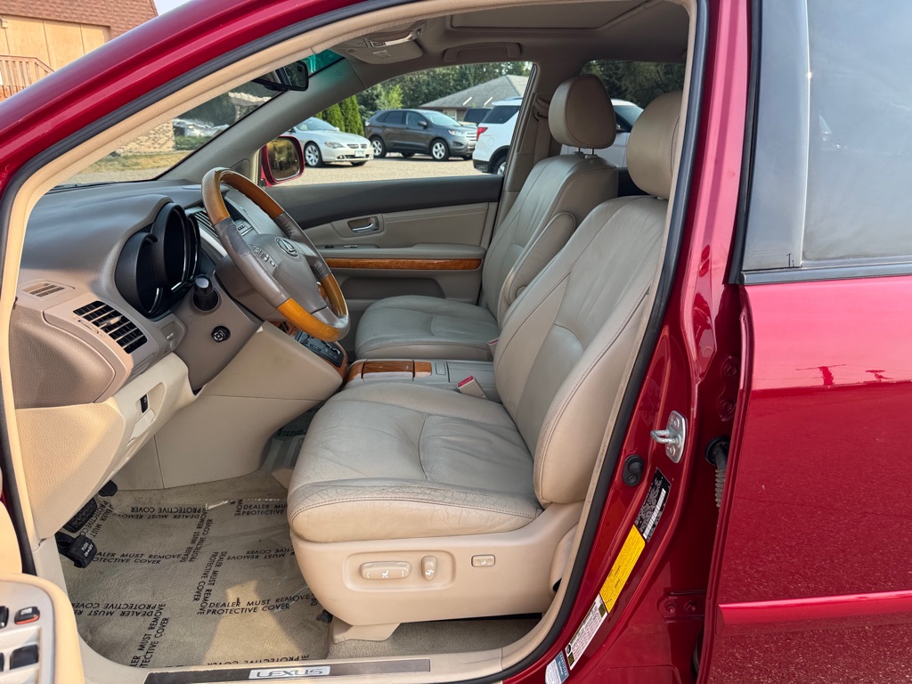 Photo 13 of this LEXUS RX 350