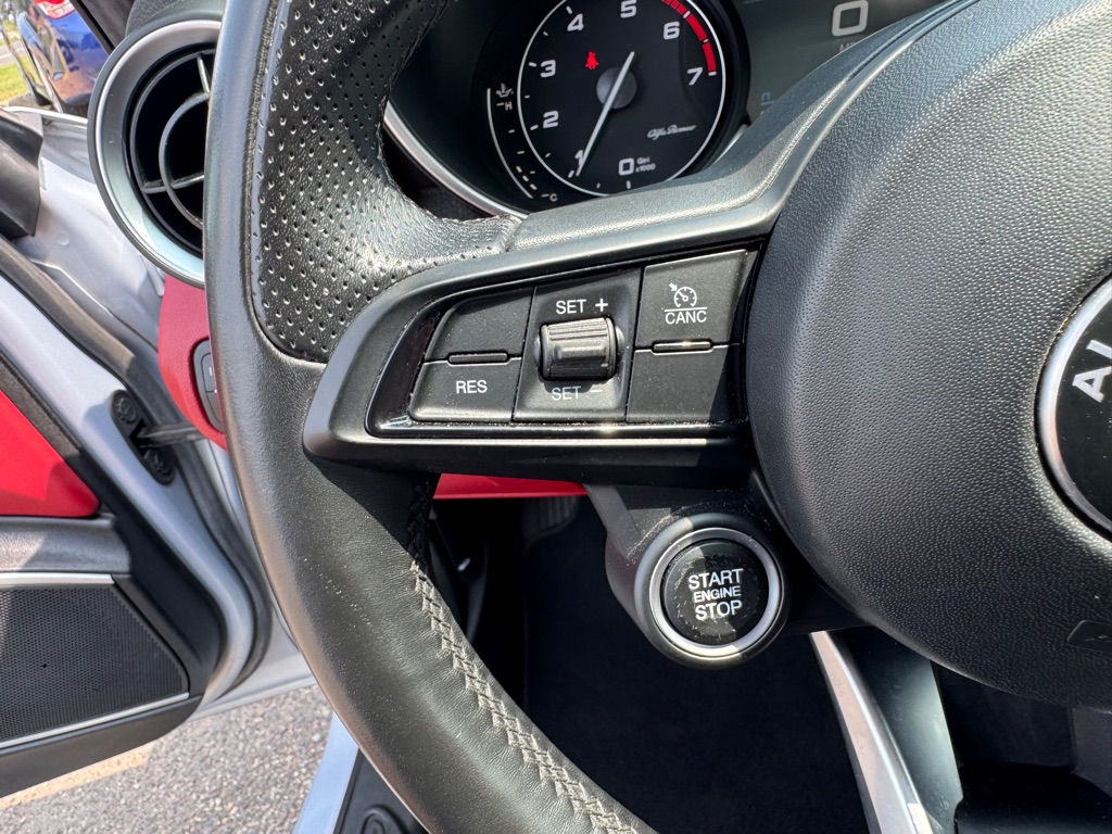 Photo 47 of this ALFA ROMEO GIULIA