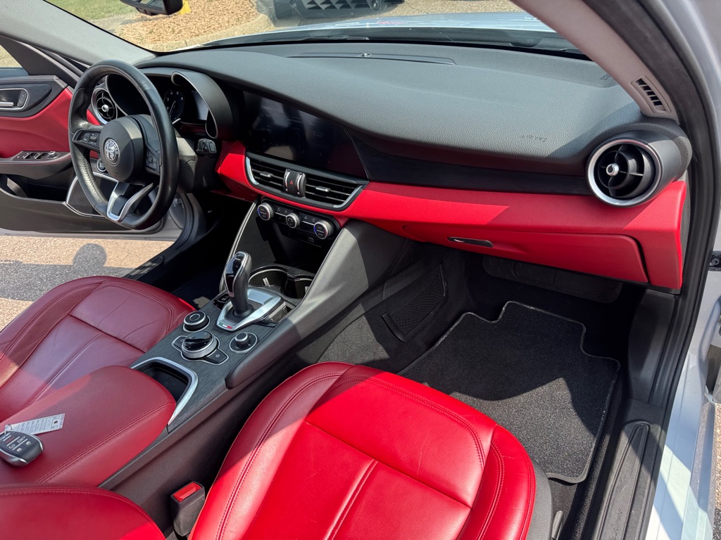 Photo 25 of this ALFA ROMEO GIULIA
