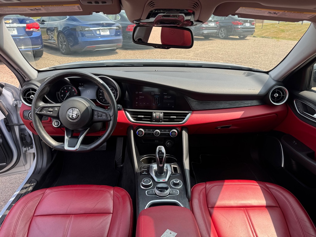 Photo 28 of this ALFA ROMEO GIULIA