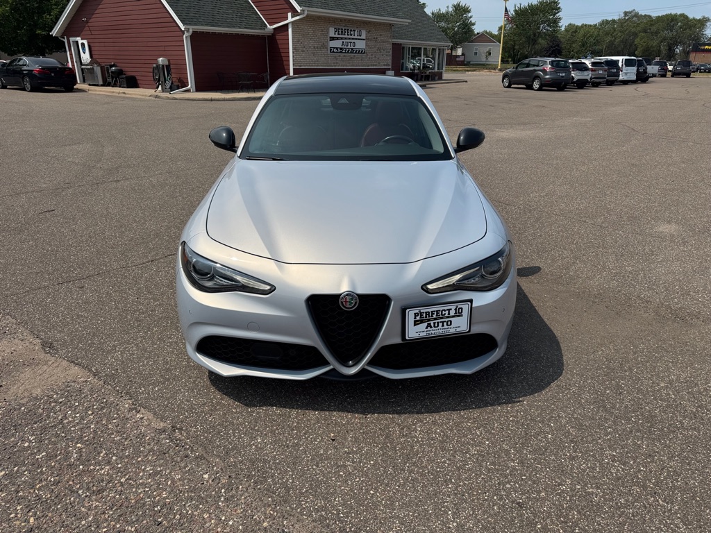 Photo 12 of this ALFA ROMEO GIULIA