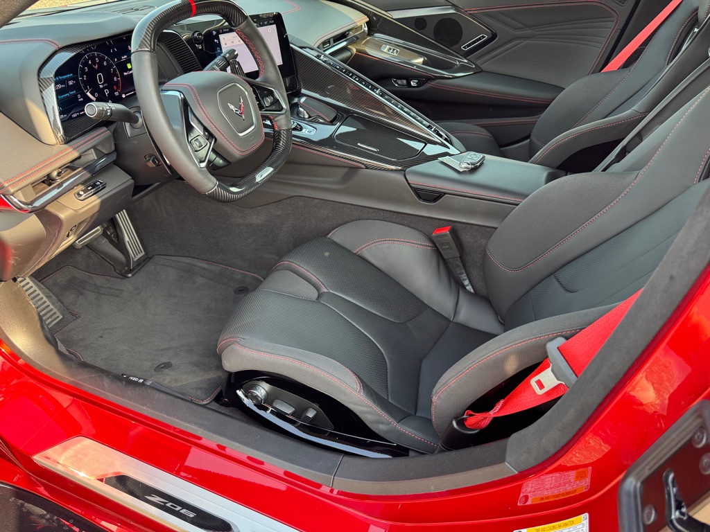 Photo 14 of this CHEVROLET CORVETTE