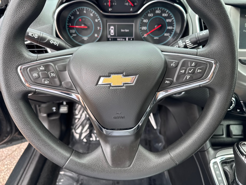 Photo 39 of this CHEVROLET CRUZE