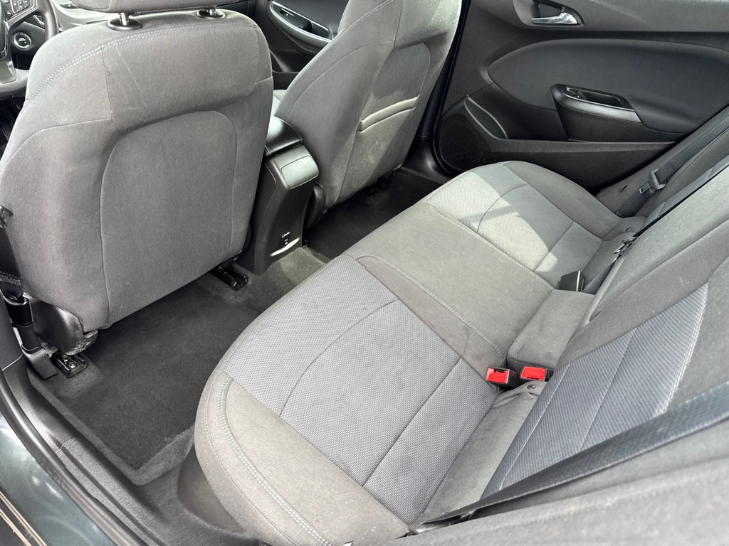 Photo 18 of this CHEVROLET CRUZE
