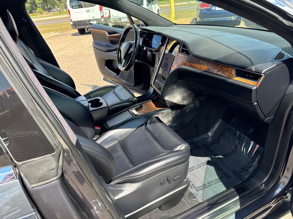 Photo 26 of this TESLA MODEL X