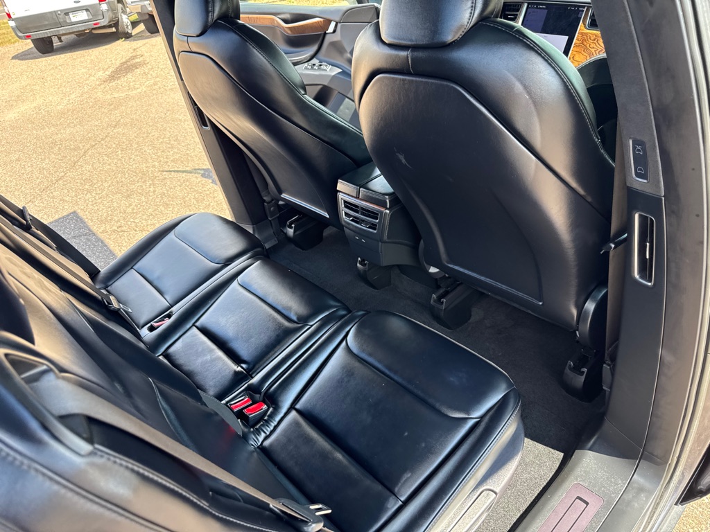 Photo 24 of this TESLA MODEL X