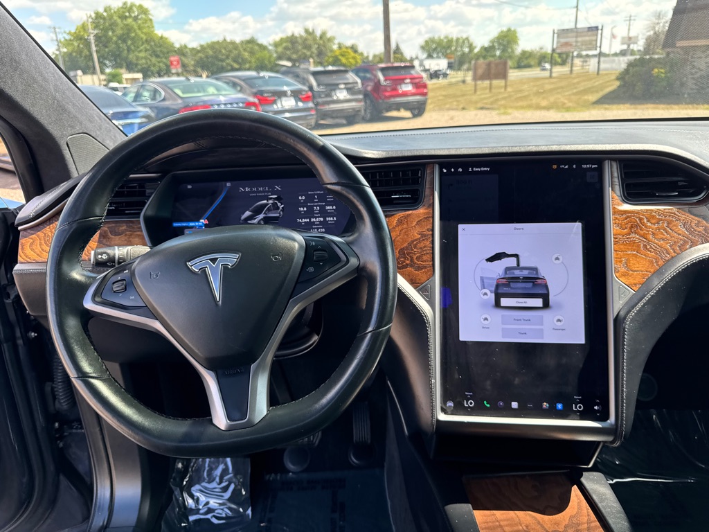 Photo 31 of this TESLA MODEL X