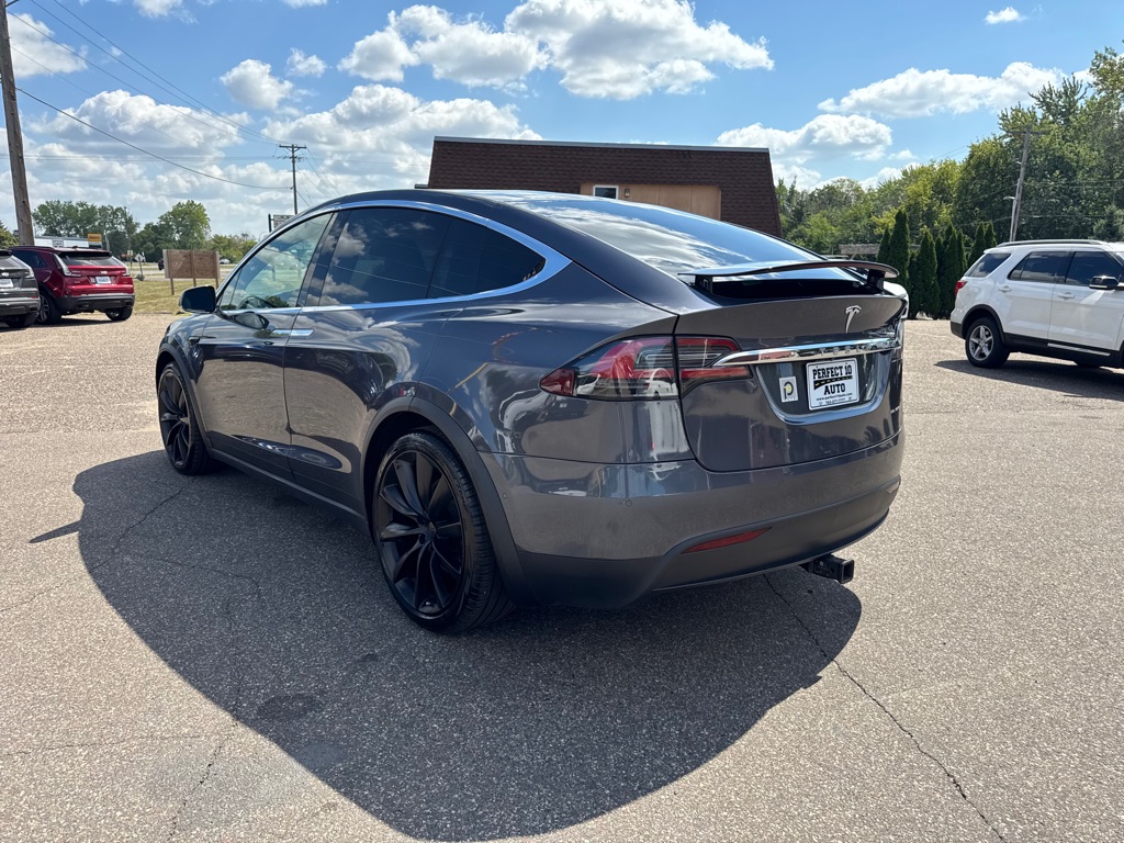 Photo 7 of this TESLA MODEL X